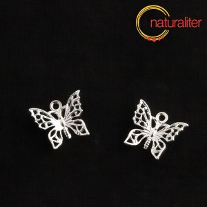 Motýlek - přívěsek postříbřený 13x11mm Motýlek - přívěsek postříbřený 13x11mm