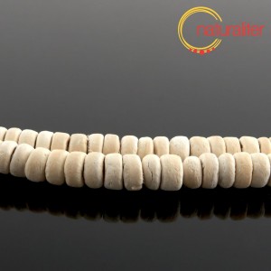 Korálky z kokosu bílé, rondelka 8mm, návlek 40cm Korálky z kokosu bílé, rondelka 8mm, návlek 40cm