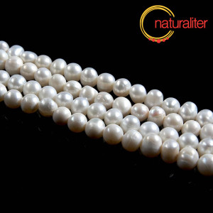 Říční perly bramborové bílé, 6-8mm, A, návlek 33cm Říční perly bramborové bílé, 6-8mm, A, návlek 33cm