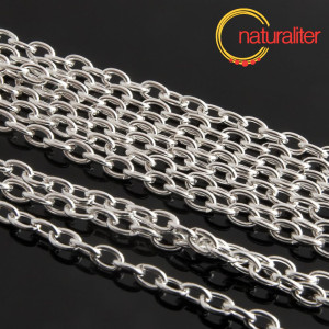 Řet&iacute;zek stř&iacute;brn&aacute; barva, očka 5x3.5mm, 1m