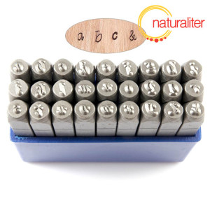 Sada razidel 27dílná - ozdobná malá písmena 3mm Sada razidel 27dílná - ozdobná malá písmena 3mm