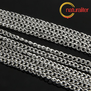 Řet&iacute;zek stř&iacute;brn&aacute; barva, očka 4x3mm, 1m