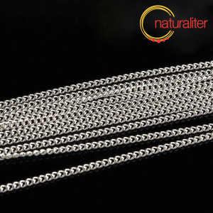 Řetízek stříbrná barva, očka 2,5x1,8mm, 1m Řetízek stříbrná barva, očka 2,5x1,8mm, 1m